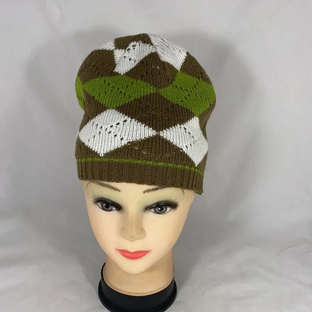 Knitted Chunky Beanie Hat Plaid NWOT